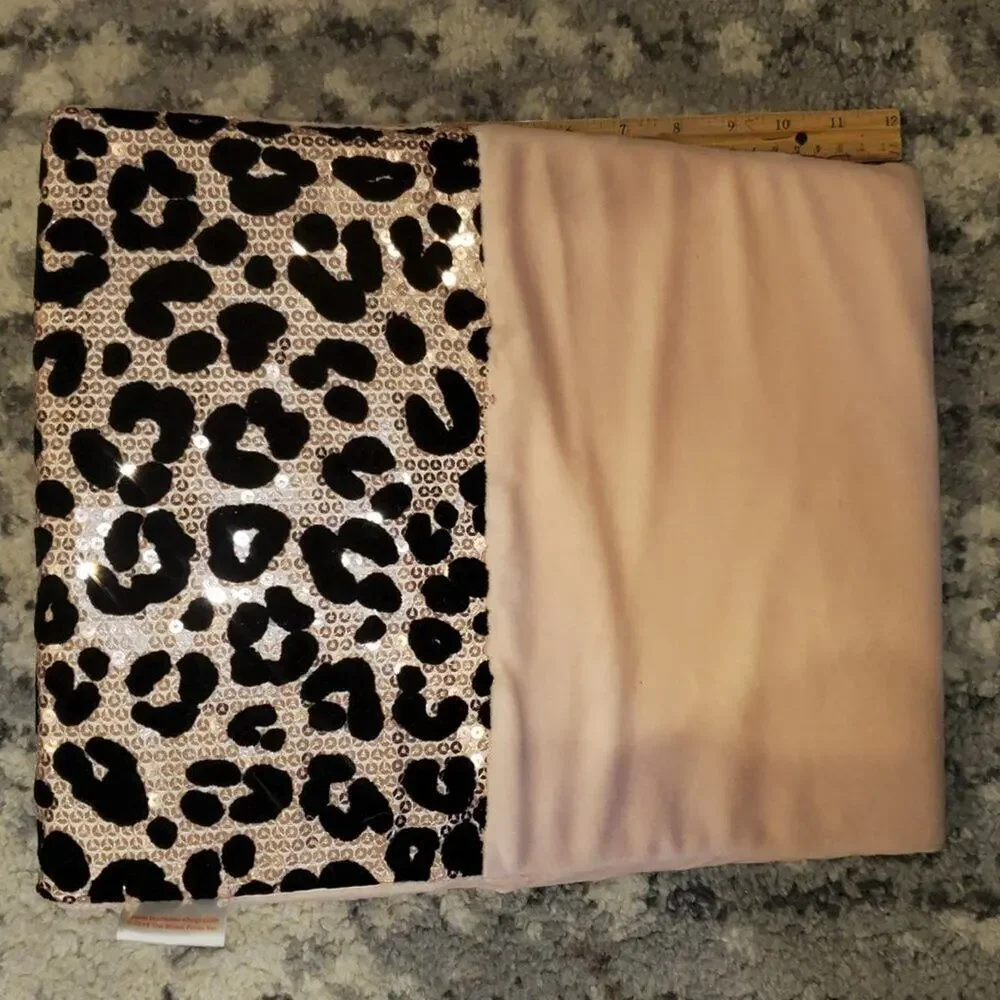 Justice Cheetah Print Portable Seat EUC